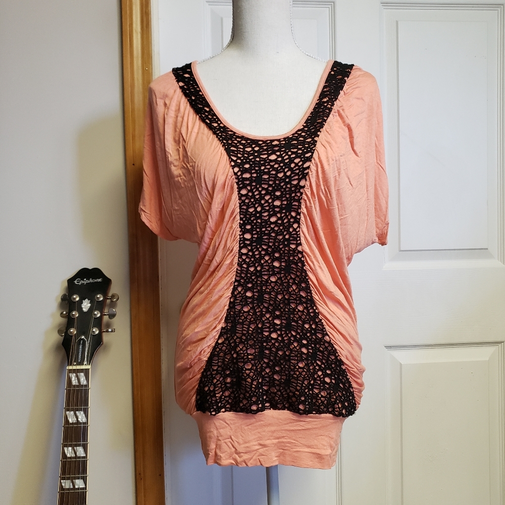 💥2/$12💥Nice peach shirt